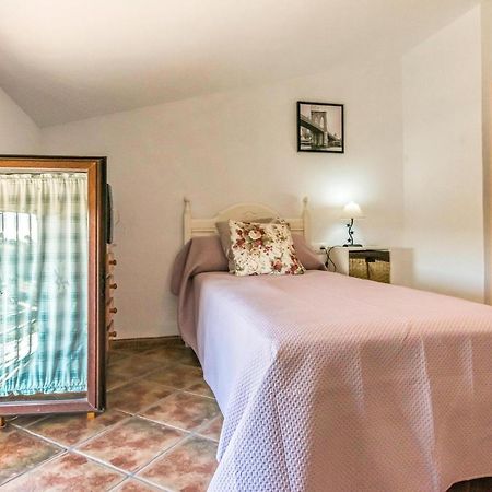 Pet Friendly Home In Hornachuelos With Kitchen Kültér fotó