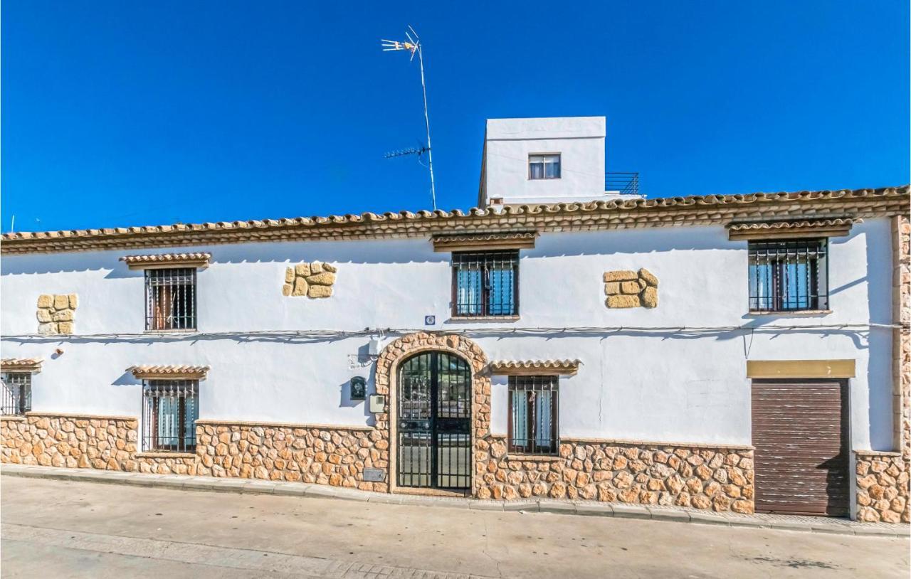 Pet Friendly Home In Hornachuelos With Kitchen Kültér fotó