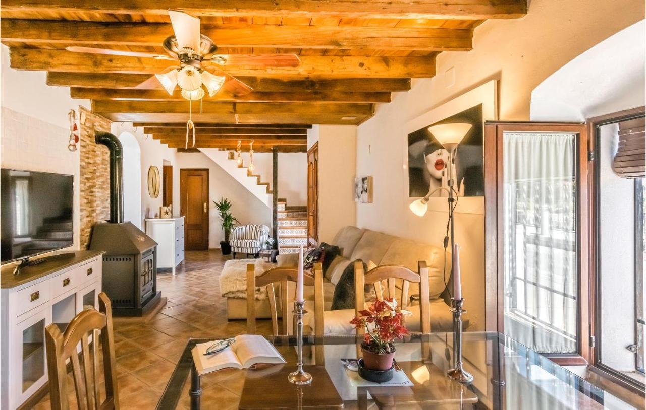 Pet Friendly Home In Hornachuelos With Kitchen Kültér fotó