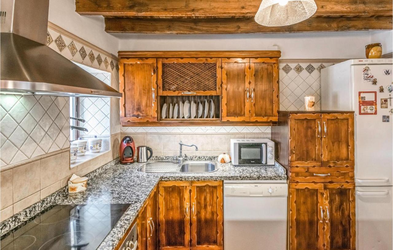 Pet Friendly Home In Hornachuelos With Kitchen Kültér fotó